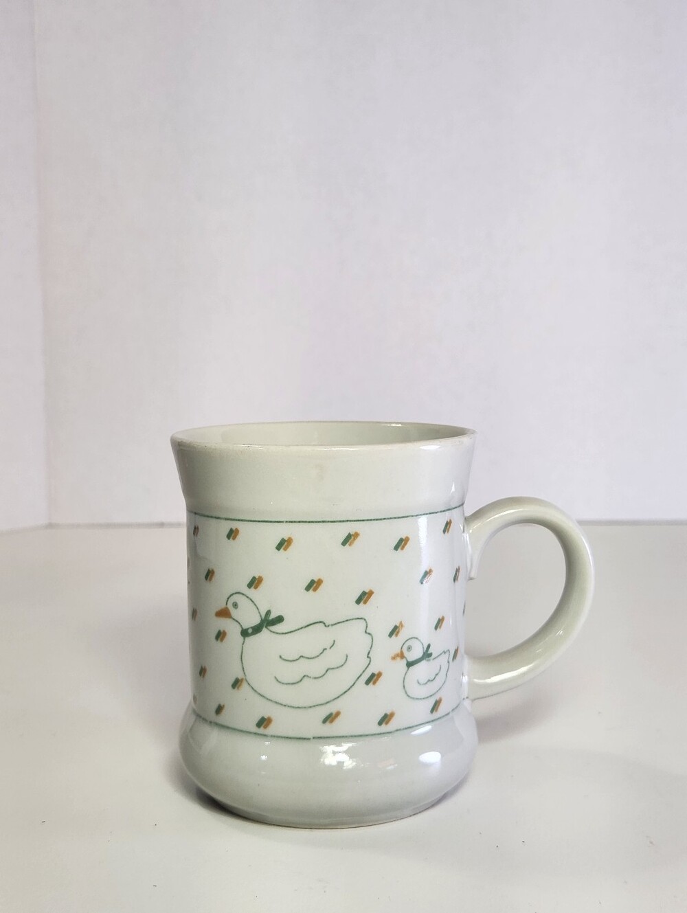 Farmhouse Duck And Duckling Print White Ceramic 10 Oz Coffee Mug